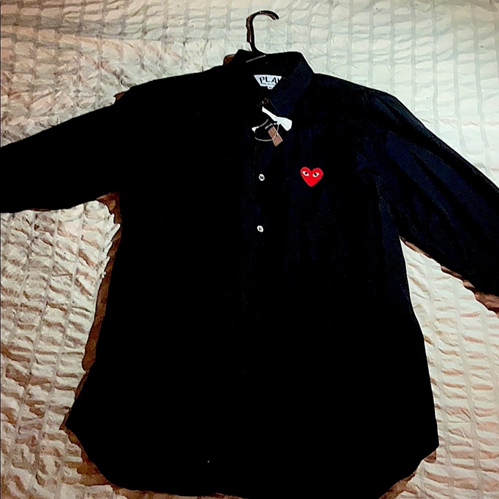 Black long sleeve from the Brand play and NEW